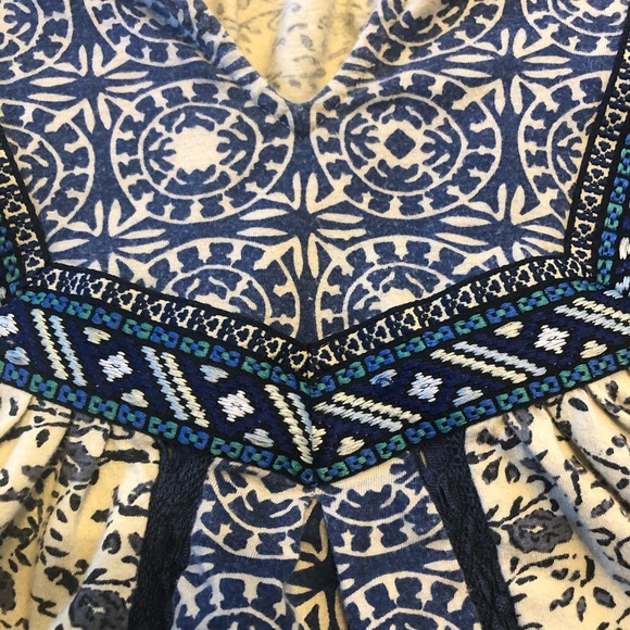 Lucky brand patterned top - Picture 5 of 6